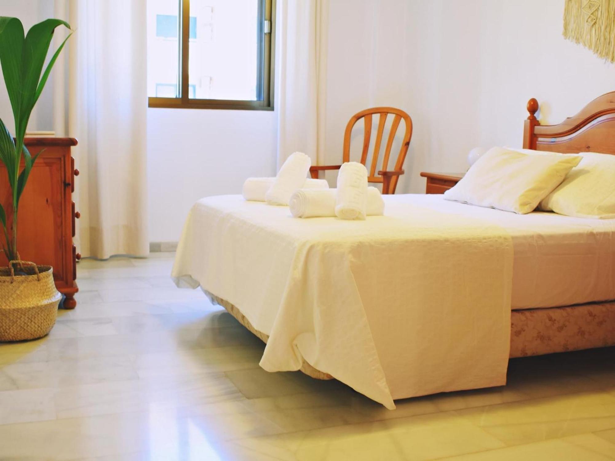 Amplio Y Luminoso Apartamento Cerca Del Centro Y La Playa Con Piscina Y Parking Privado มาลากา ภายนอก รูปภาพ
